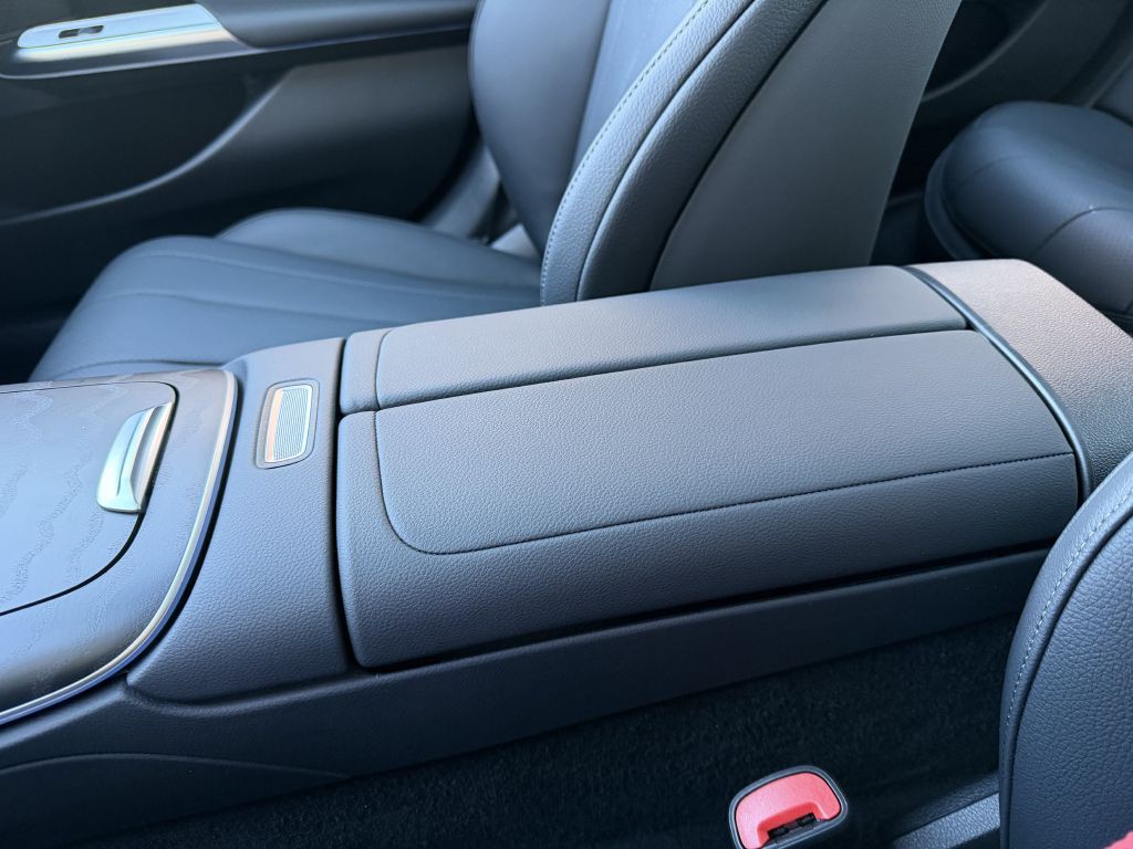 2025 Mercedes-Benz E-Class Image 46