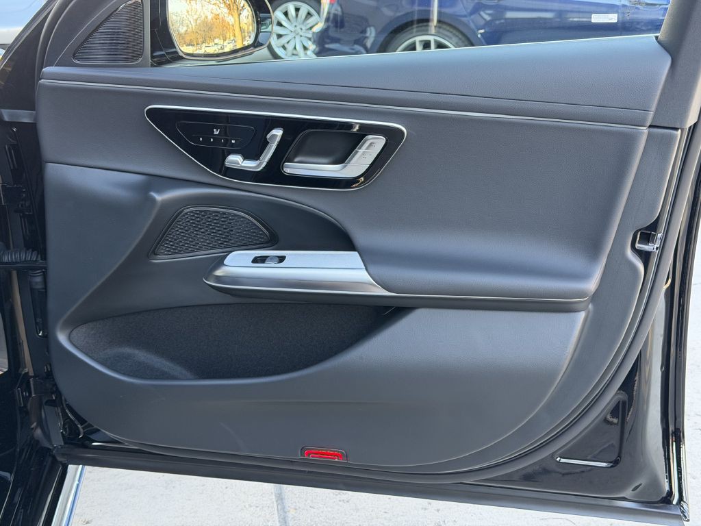 2025 Mercedes-Benz E-Class Image 54