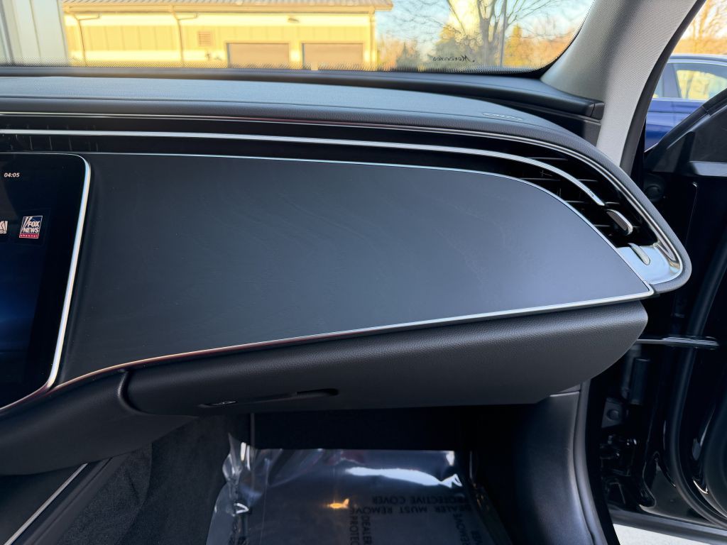 2025 Mercedes-Benz E-Class Image 64