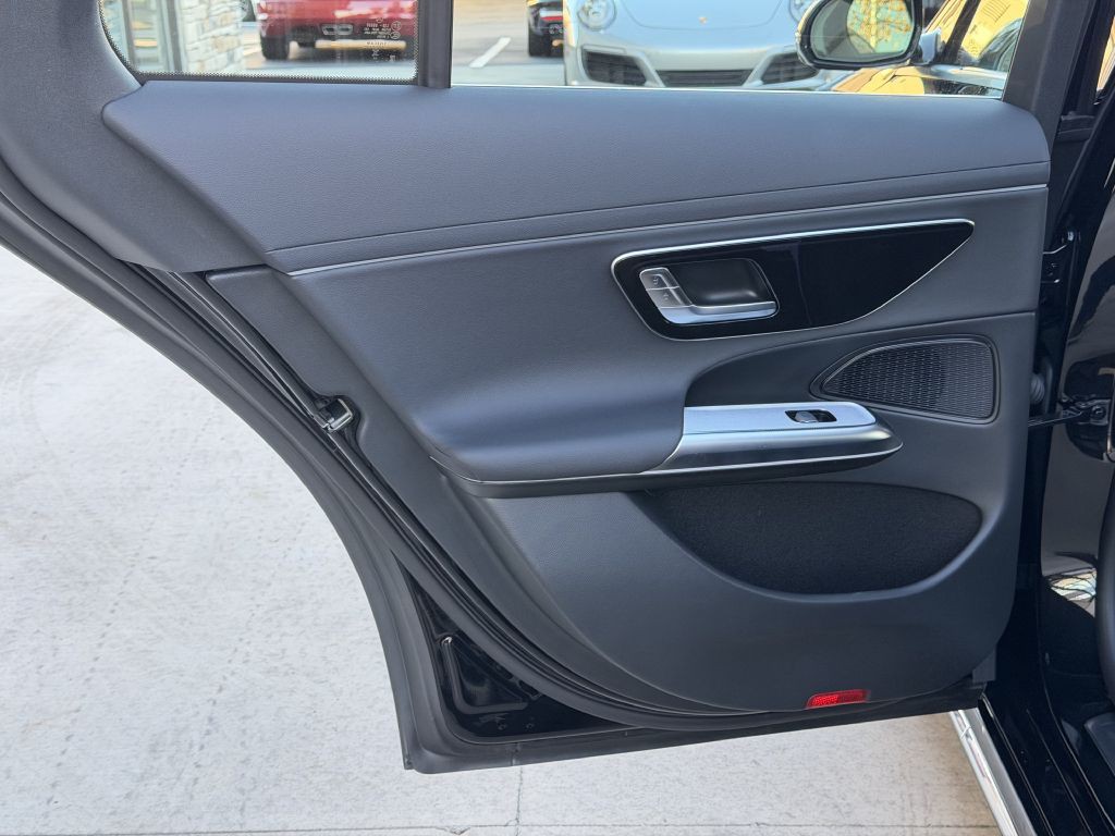 2025 Mercedes-Benz E-Class Image 71