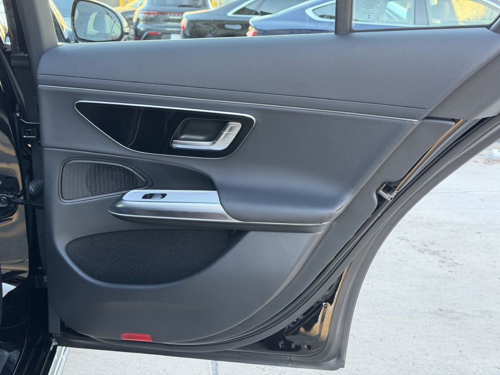 2025 Mercedes-Benz E-Class Image 79