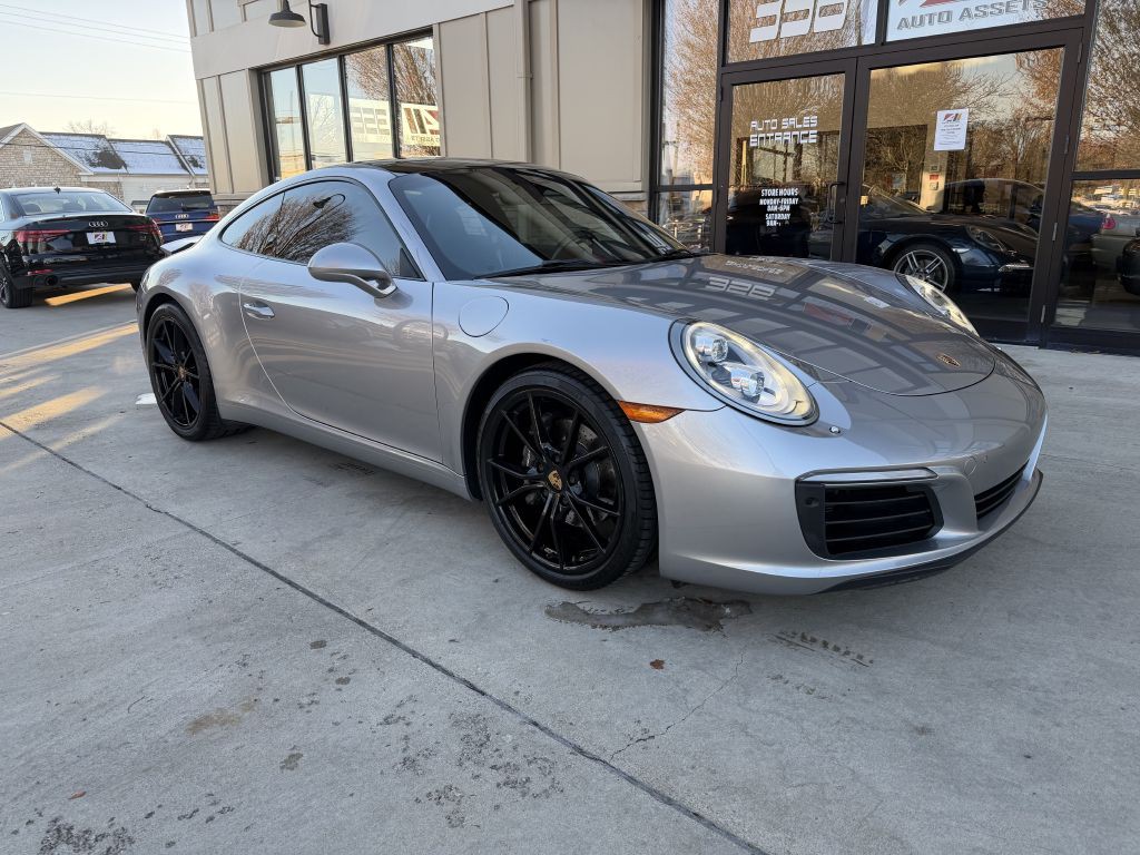 2017 Porsche 911 Image 3