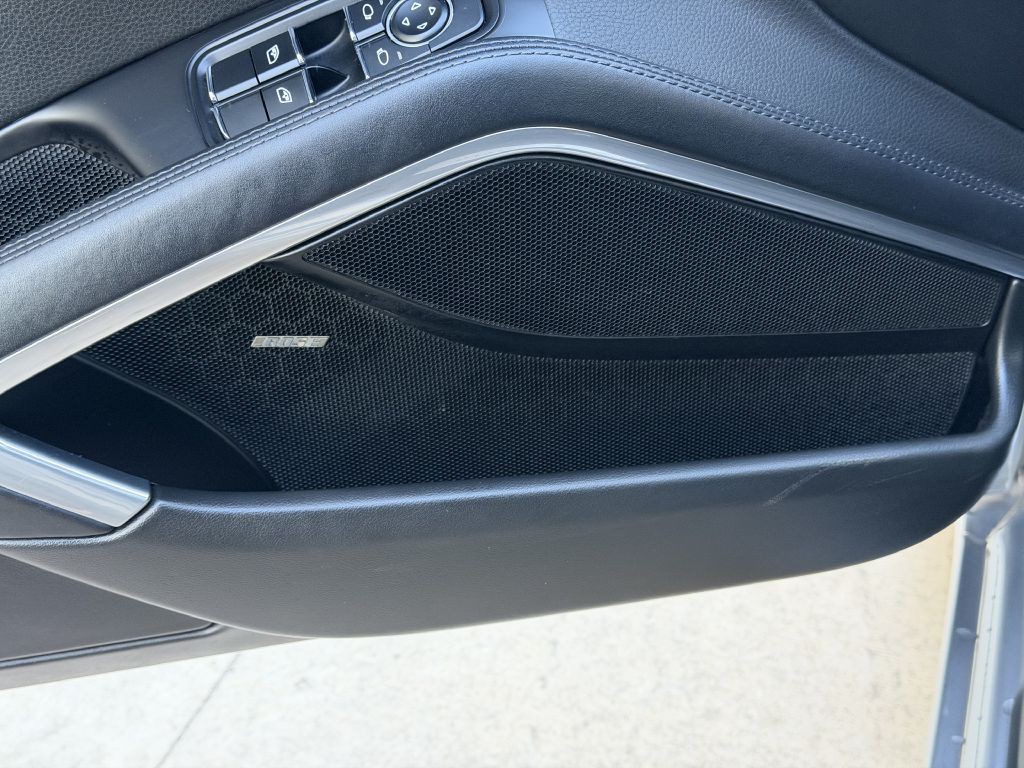 2017 Porsche 911 Image 26