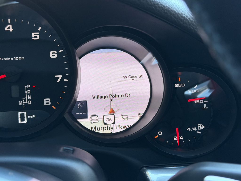 2017 Porsche 911 Image 43