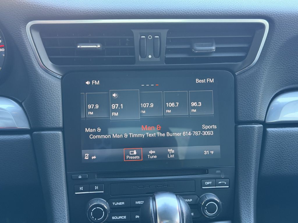 2017 Porsche 911 Image 45