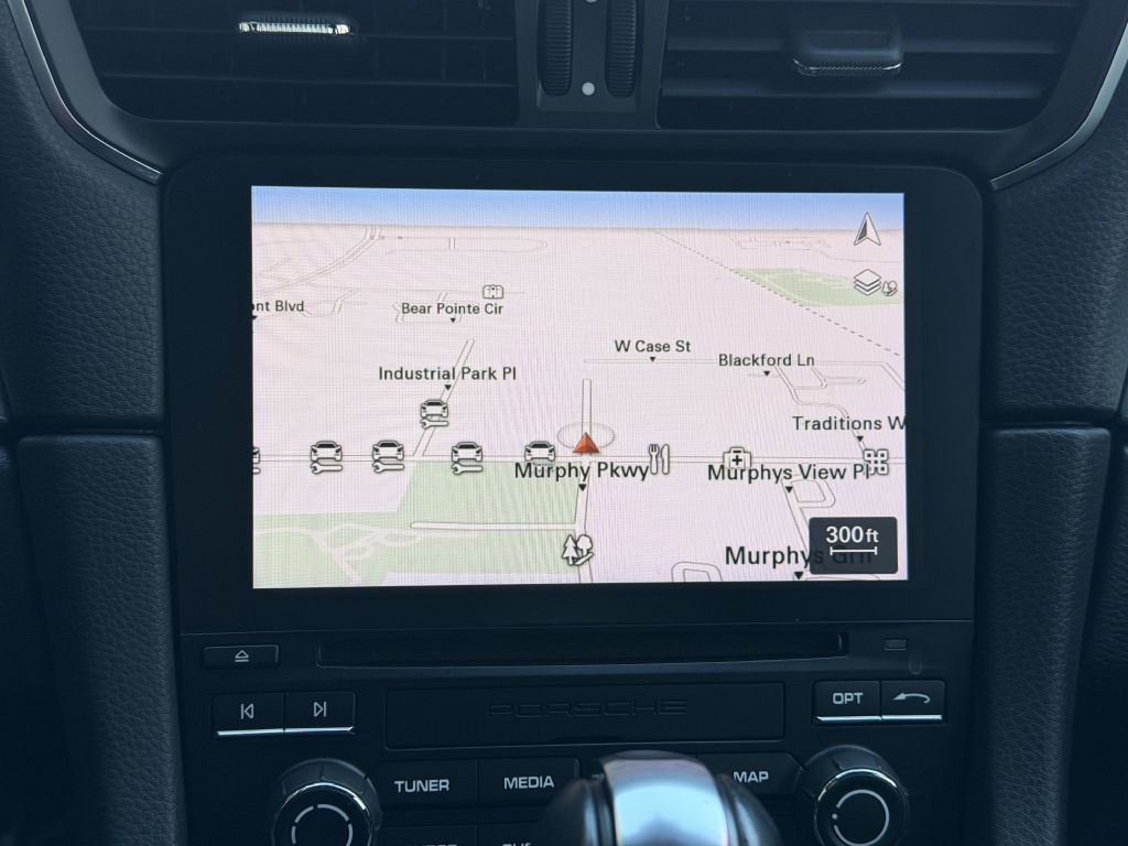 2017 Porsche 911 Image 46