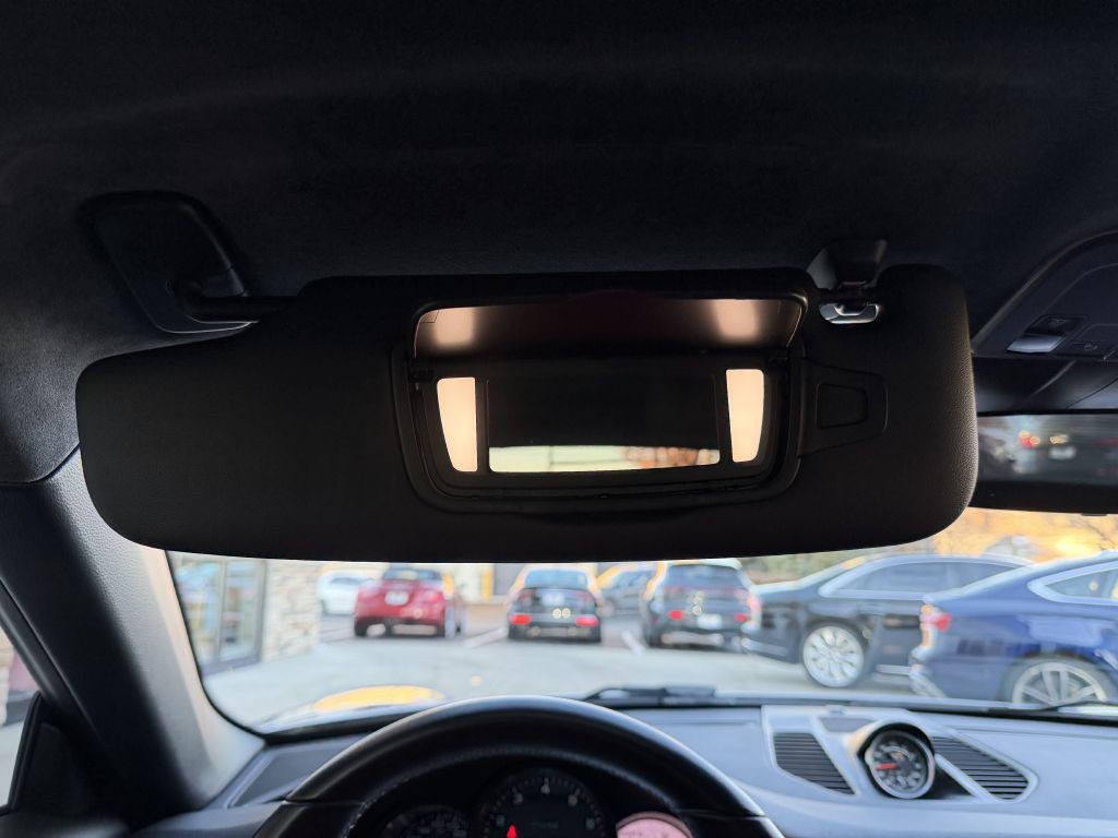 2017 Porsche 911 Image 59