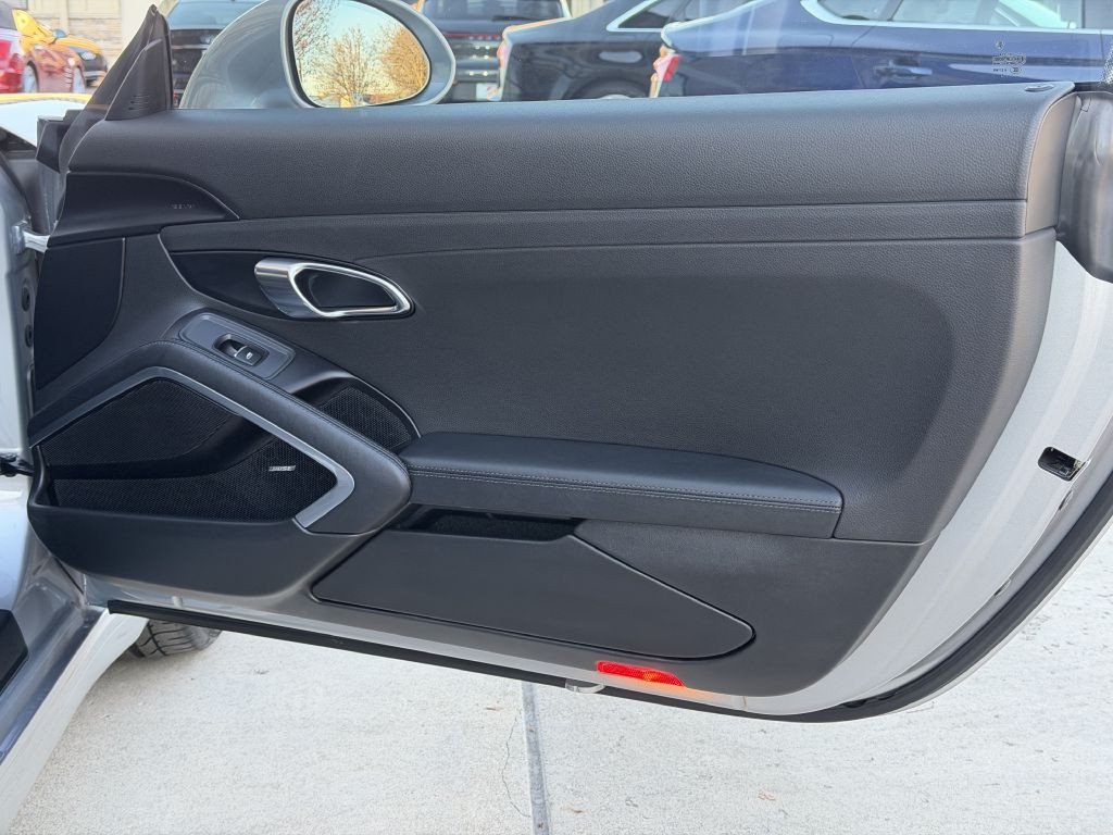 2017 Porsche 911 Image 61