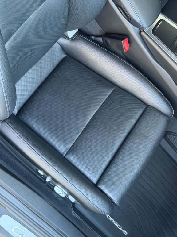 2017 Porsche 911 Image 70