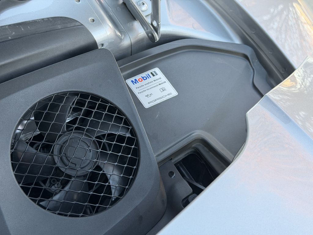 2017 Porsche 911 Image 83