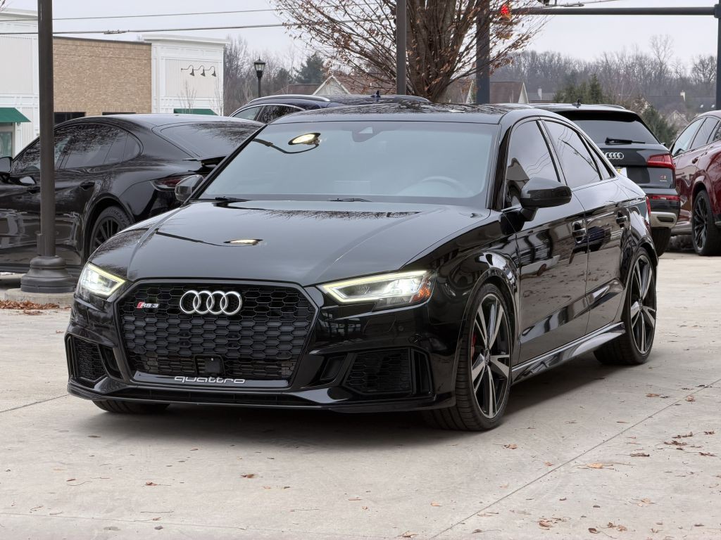2018 Audi RS3 Image 11