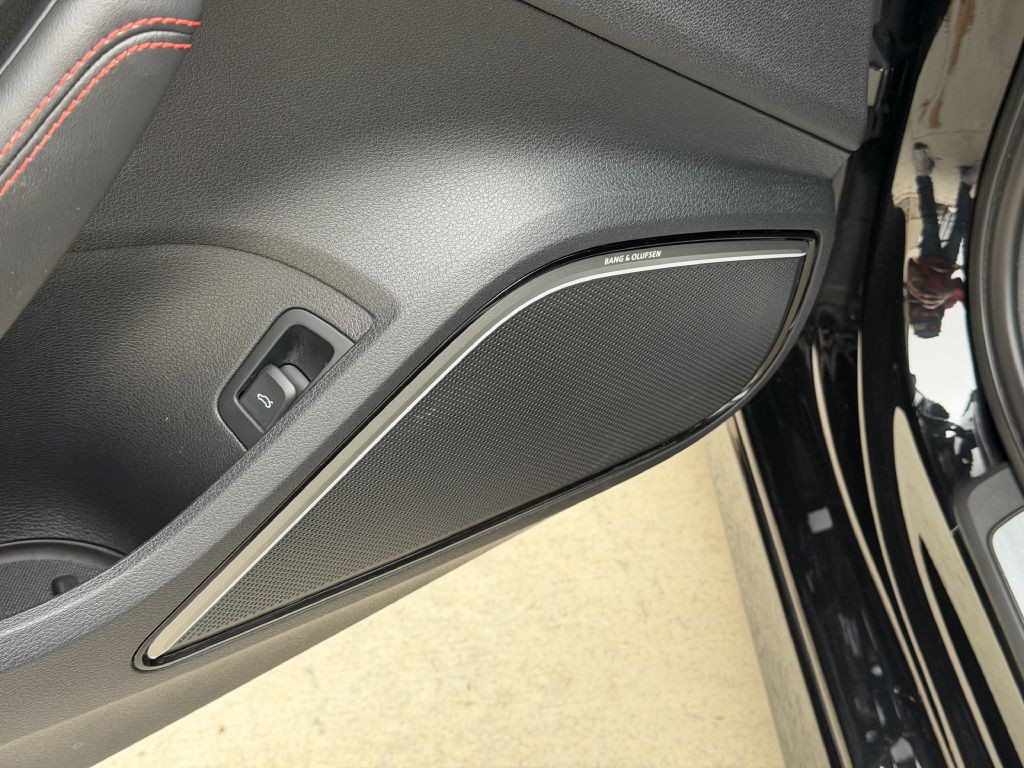 2018 Audi RS3 Image 25