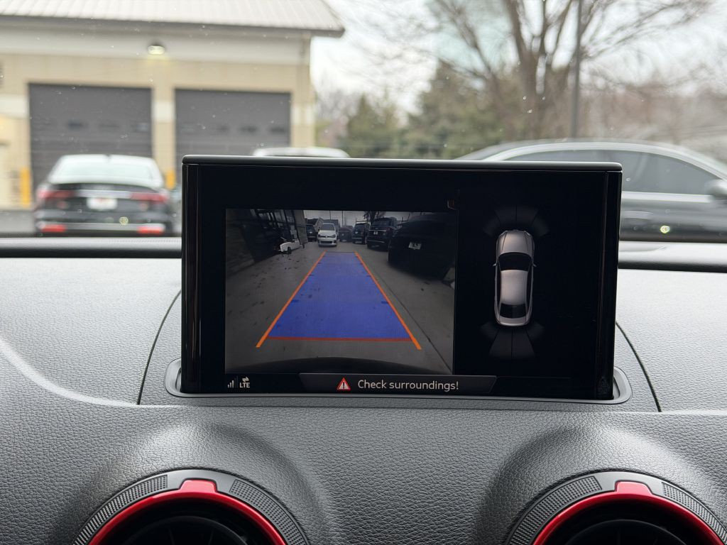 2018 Audi RS3 Image 39