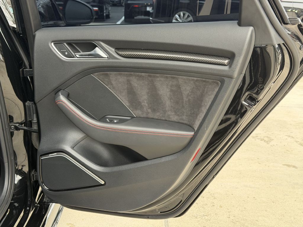 2018 Audi RS3 Image 73