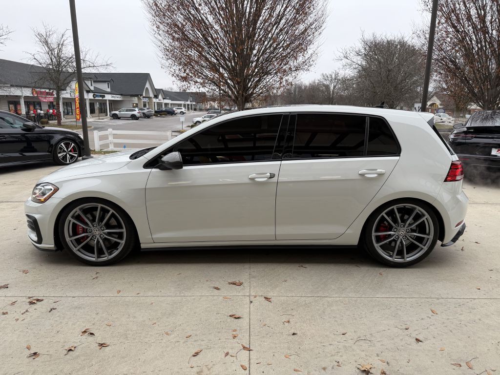 2019 Volkswagen GTI Image 6