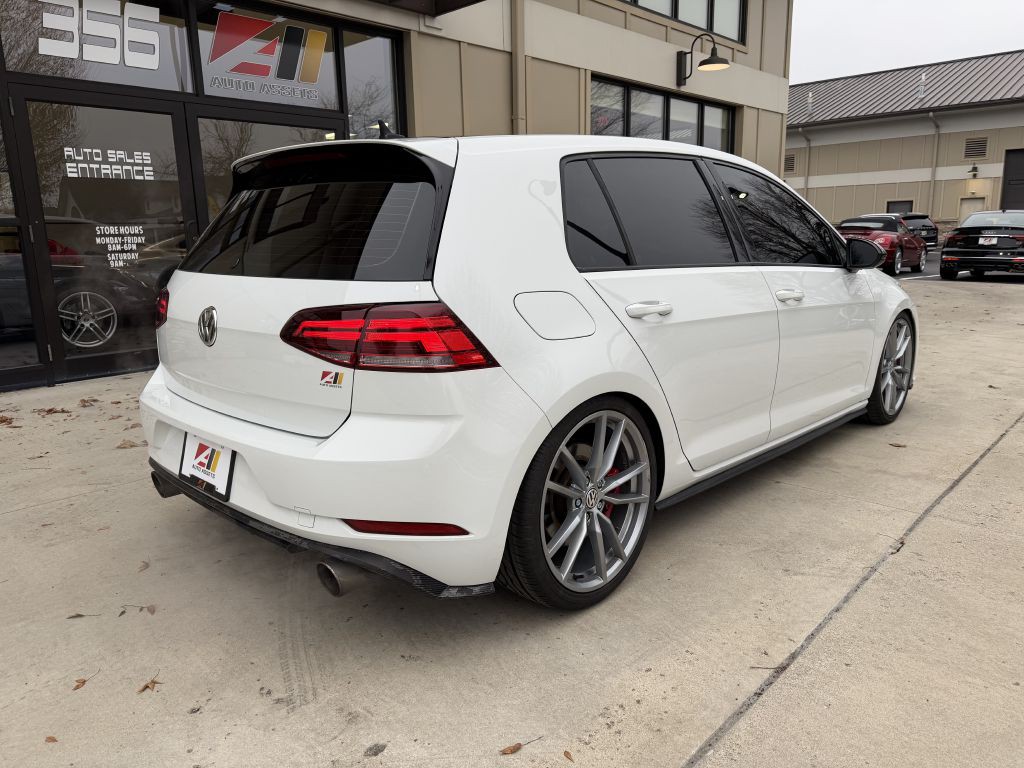 2019 Volkswagen GTI Image 9