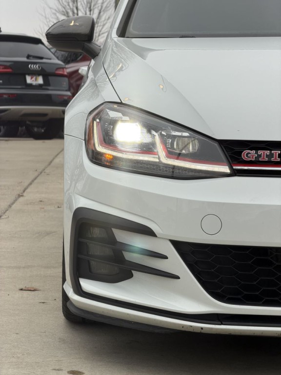 2019 Volkswagen GTI Image 12