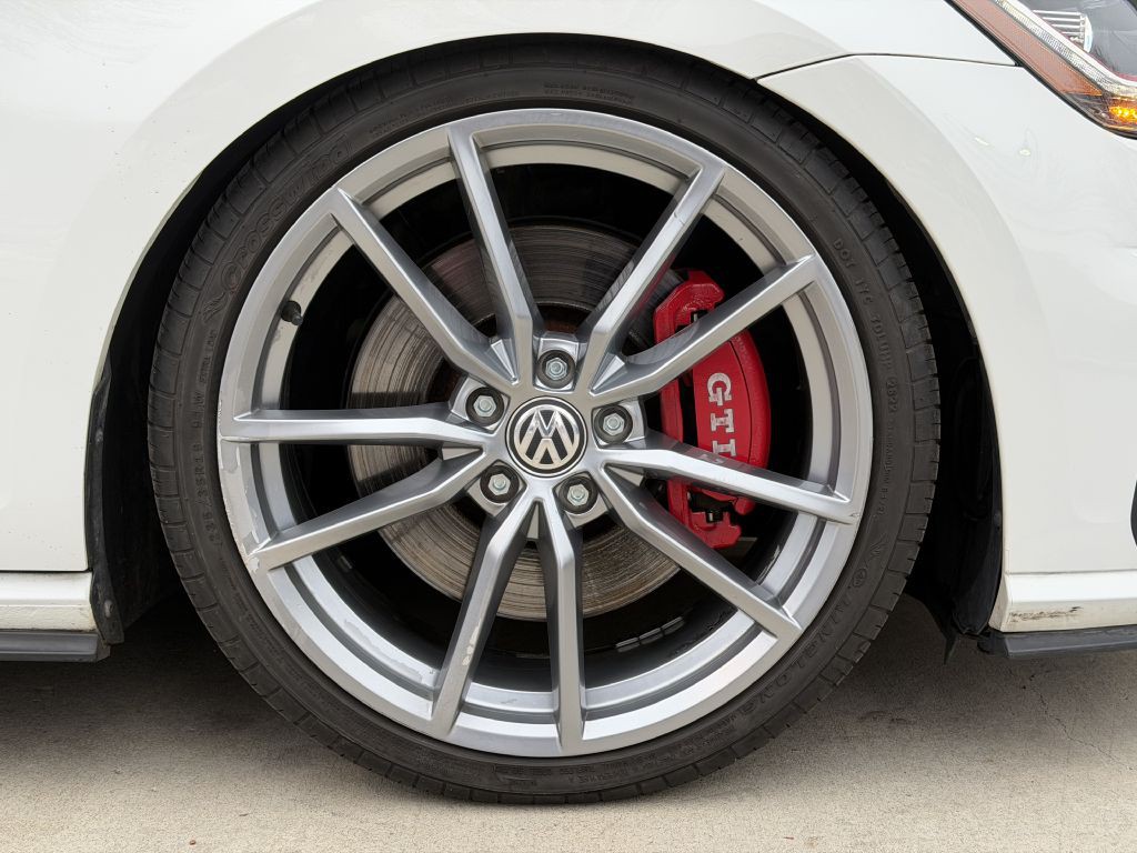 2019 Volkswagen GTI Image 19