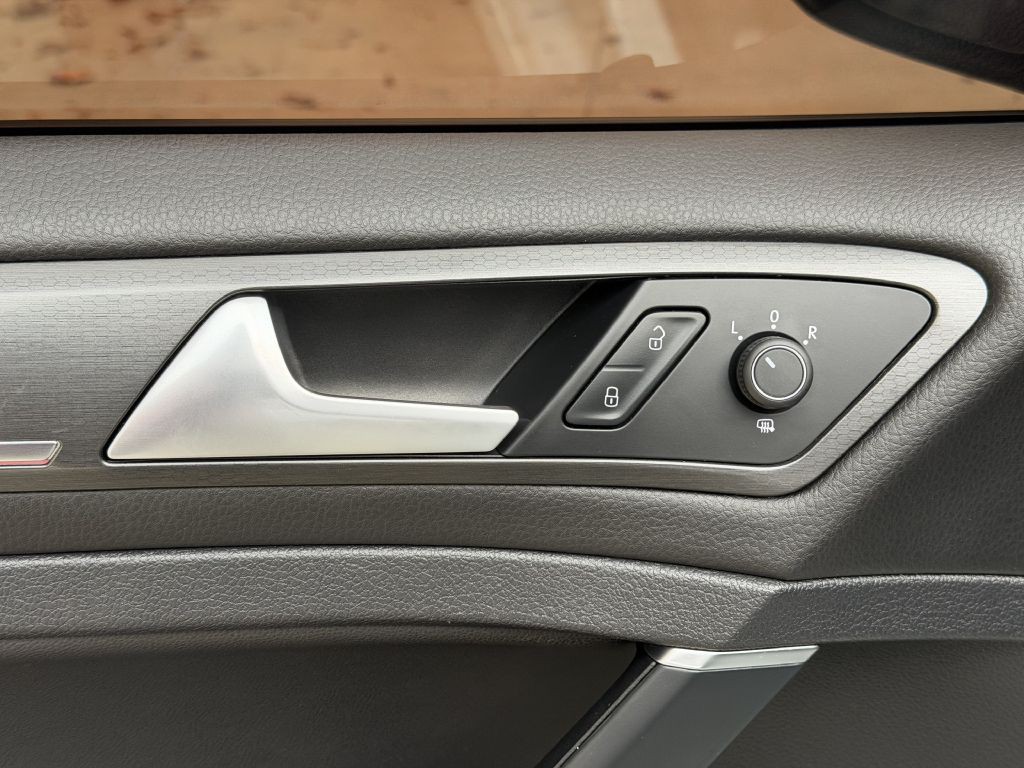 2019 Volkswagen GTI Image 23