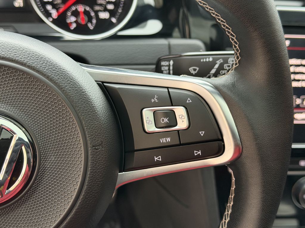 2019 Volkswagen GTI Image 35