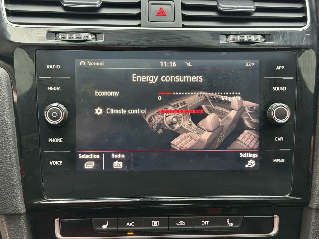 2019 Volkswagen GTI Image 40