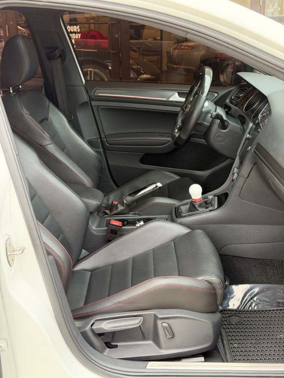 2019 Volkswagen GTI Image 50