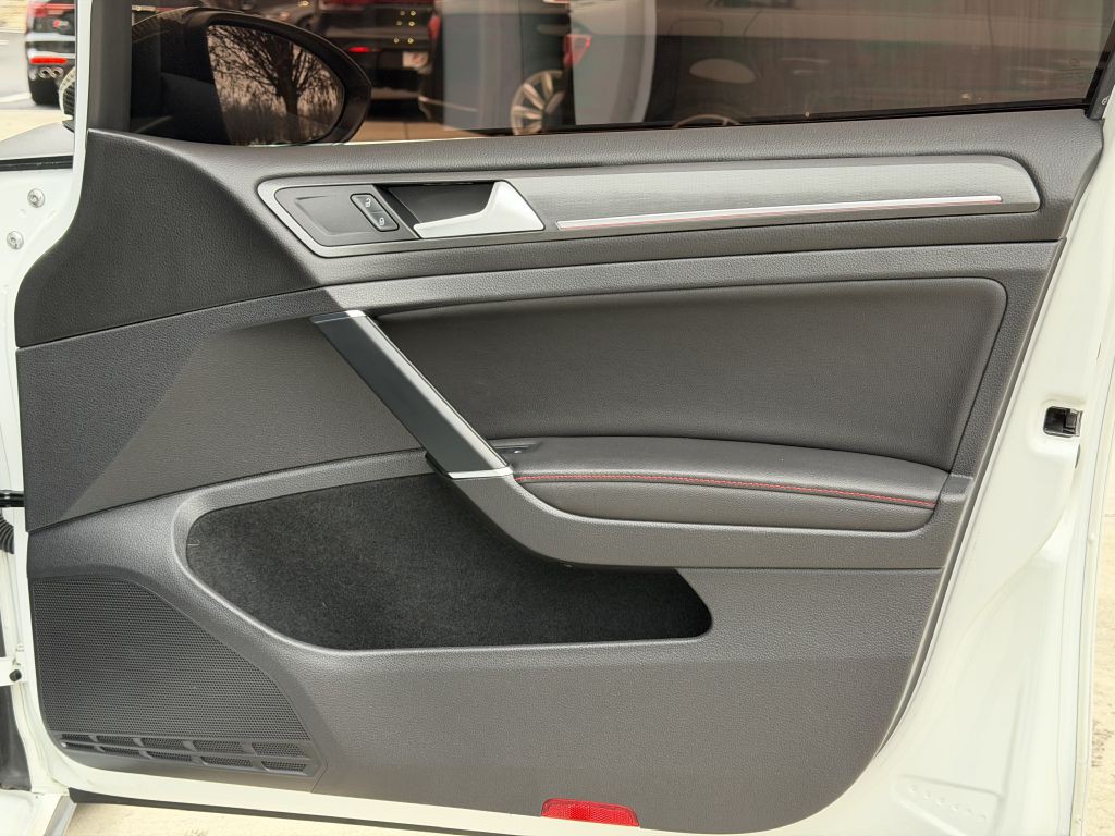 2019 Volkswagen GTI Image 51