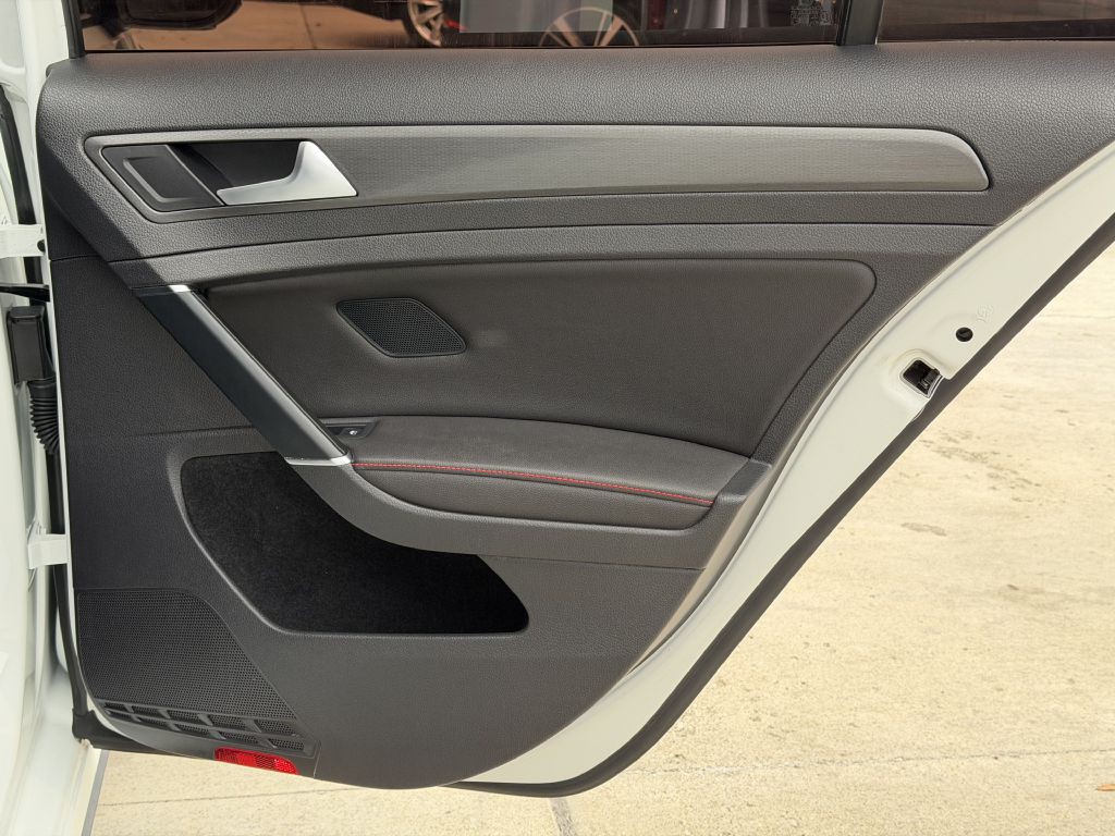 2019 Volkswagen GTI Image 66