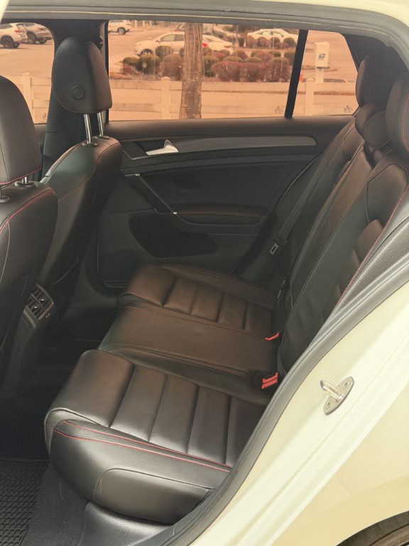 2019 Volkswagen GTI Image 72