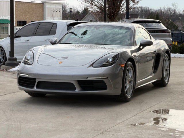2024 Porsche Cayman Image 11