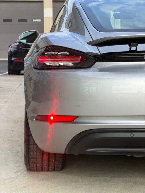 2024 Porsche Cayman Image 14