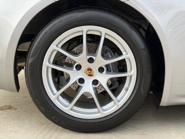 2024 Porsche Cayman Image 19