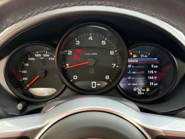 2024 Porsche Cayman Image 36