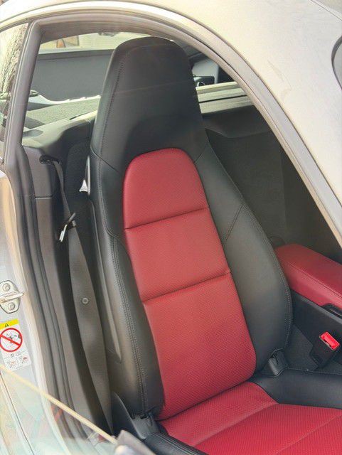 2024 Porsche Cayman Image 61