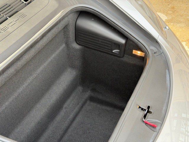 2024 Porsche Cayman Image 79