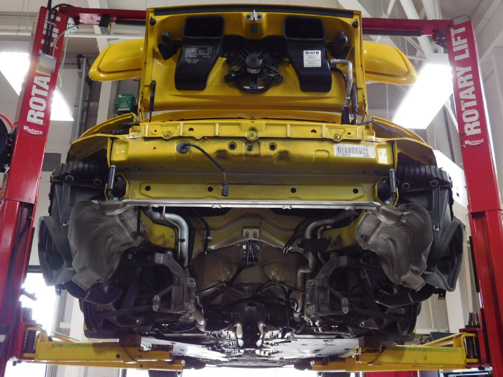 2024 Porsche Cayman Image 99