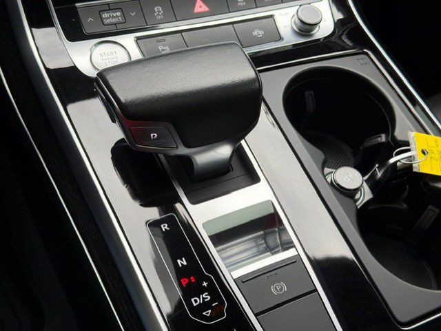 2019 Audi Q8 Image 40