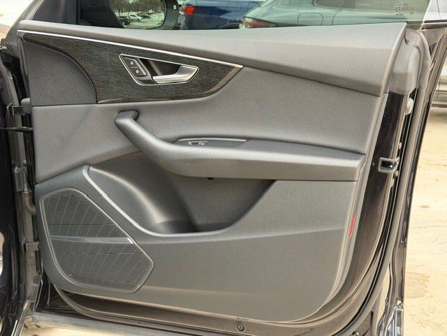 2019 Audi Q8 Image 49