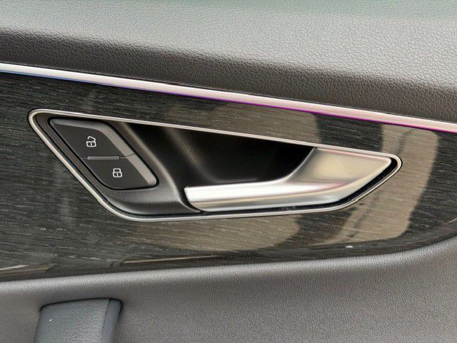 2019 Audi Q8 Image 51