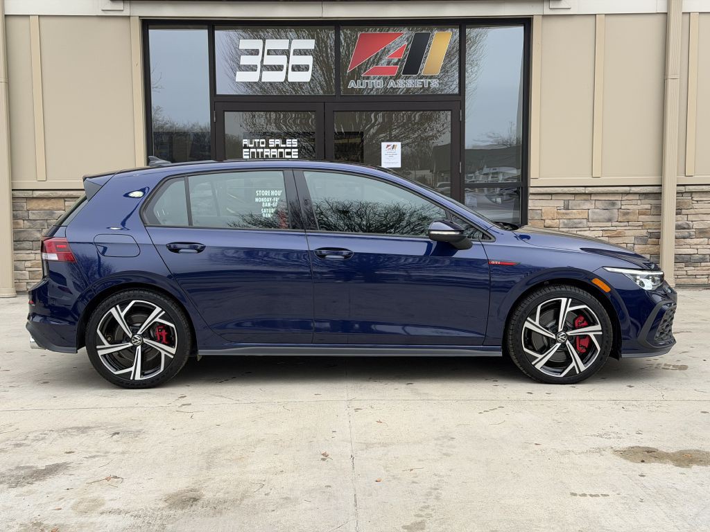 2024 Volkswagen GTI Image 2
