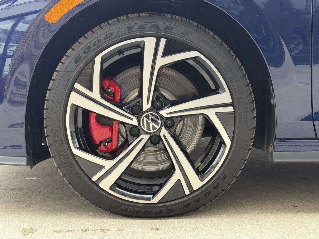 2024 Volkswagen GTI Image 18