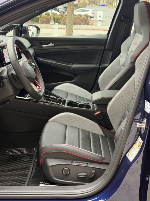 2024 Volkswagen GTI Image 22