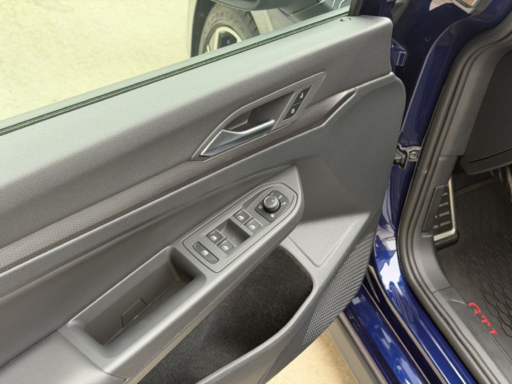 2024 Volkswagen GTI Image 25