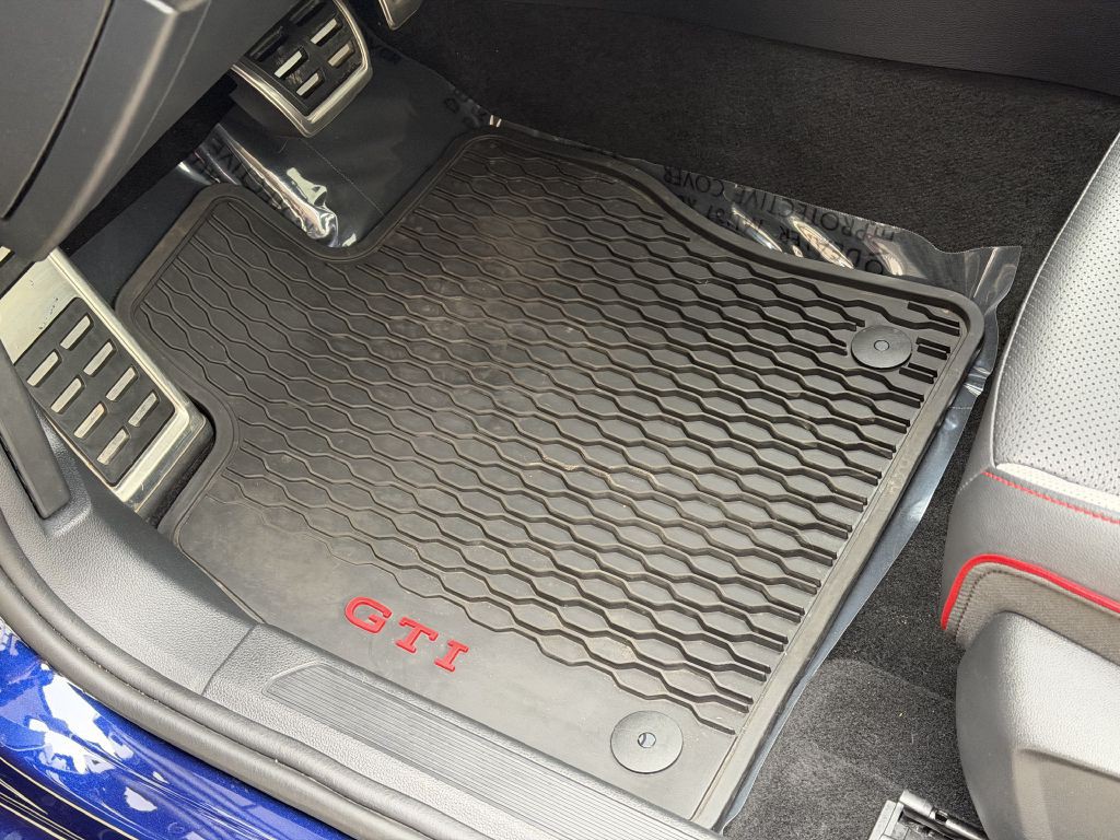 2024 Volkswagen GTI Image 28