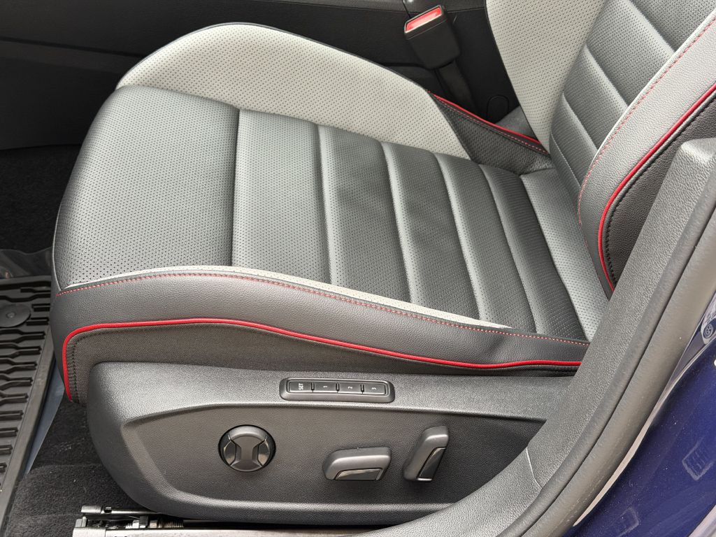 2024 Volkswagen GTI Image 29