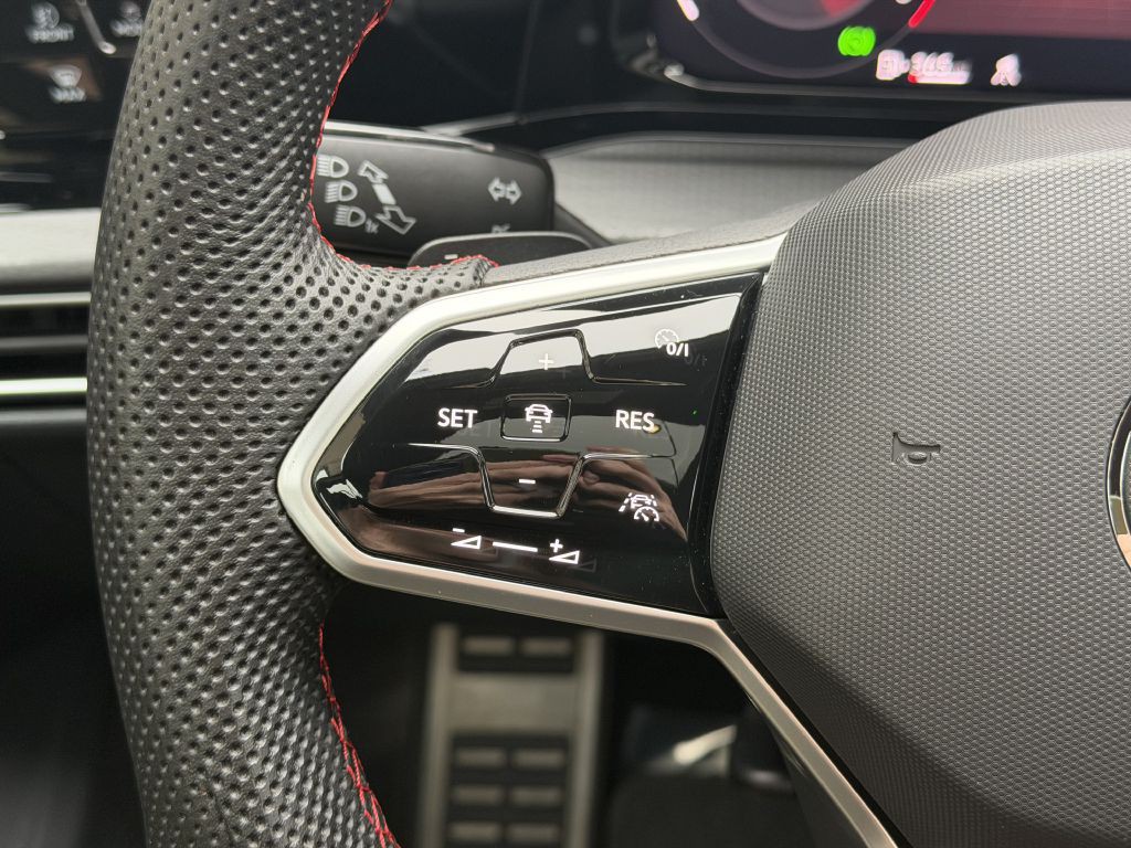 2024 Volkswagen GTI Image 36