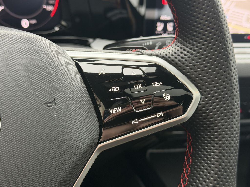 2024 Volkswagen GTI Image 37