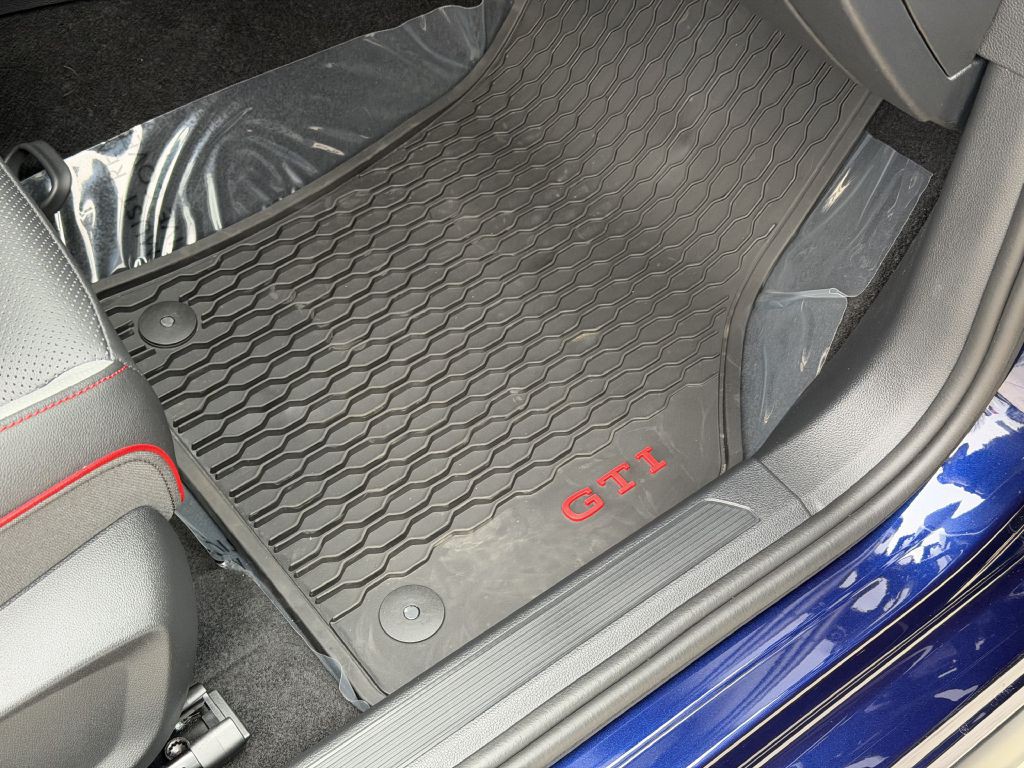 2024 Volkswagen GTI Image 60