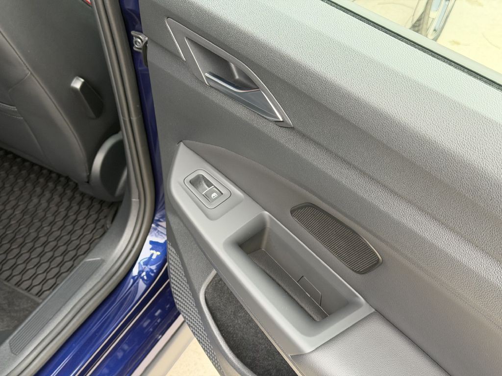 2024 Volkswagen GTI Image 79