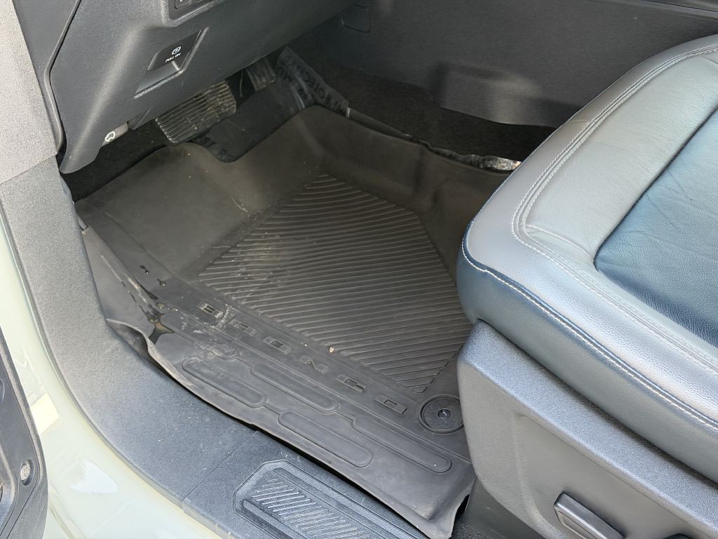 2021 Ford Bronco Image 25